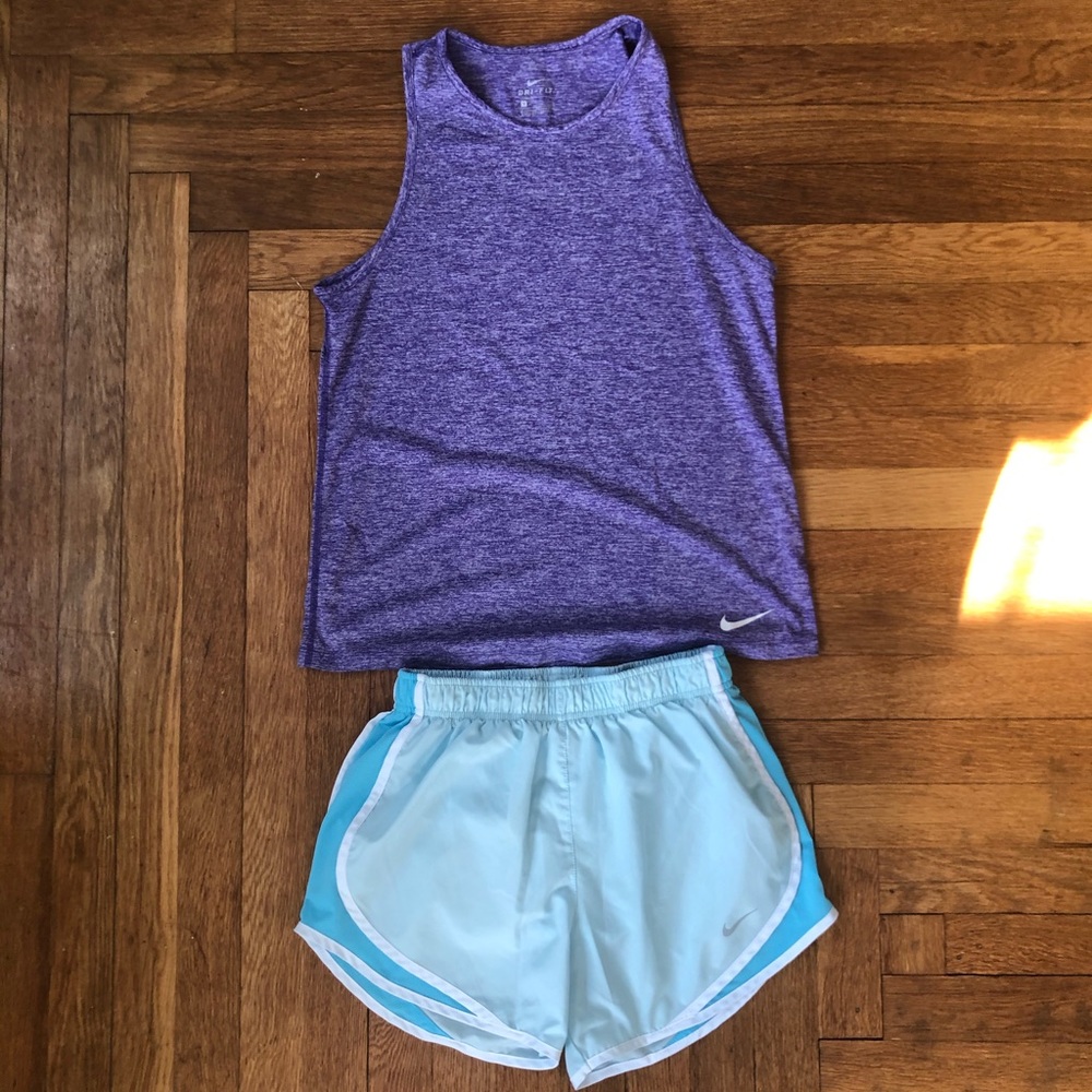 Women’s Nike Running Outfit Size Small 🏃🏻‍♀️
